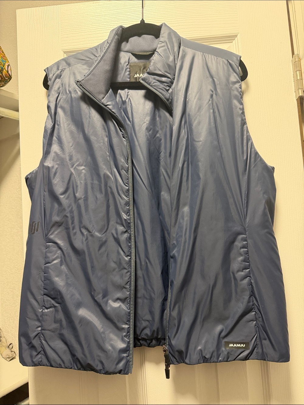 Jaanuu vest